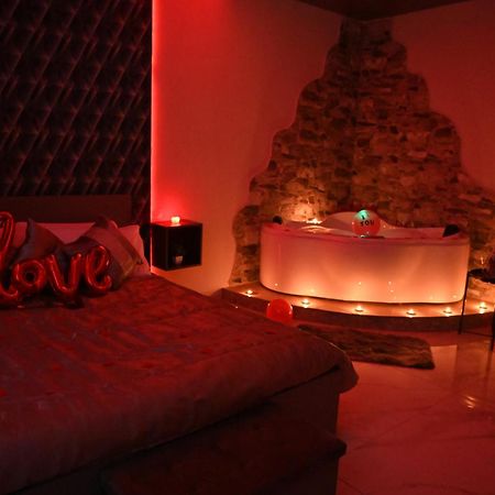 Vesuvius Dream Hotel Boscotrecase ภายนอก รูปภาพ