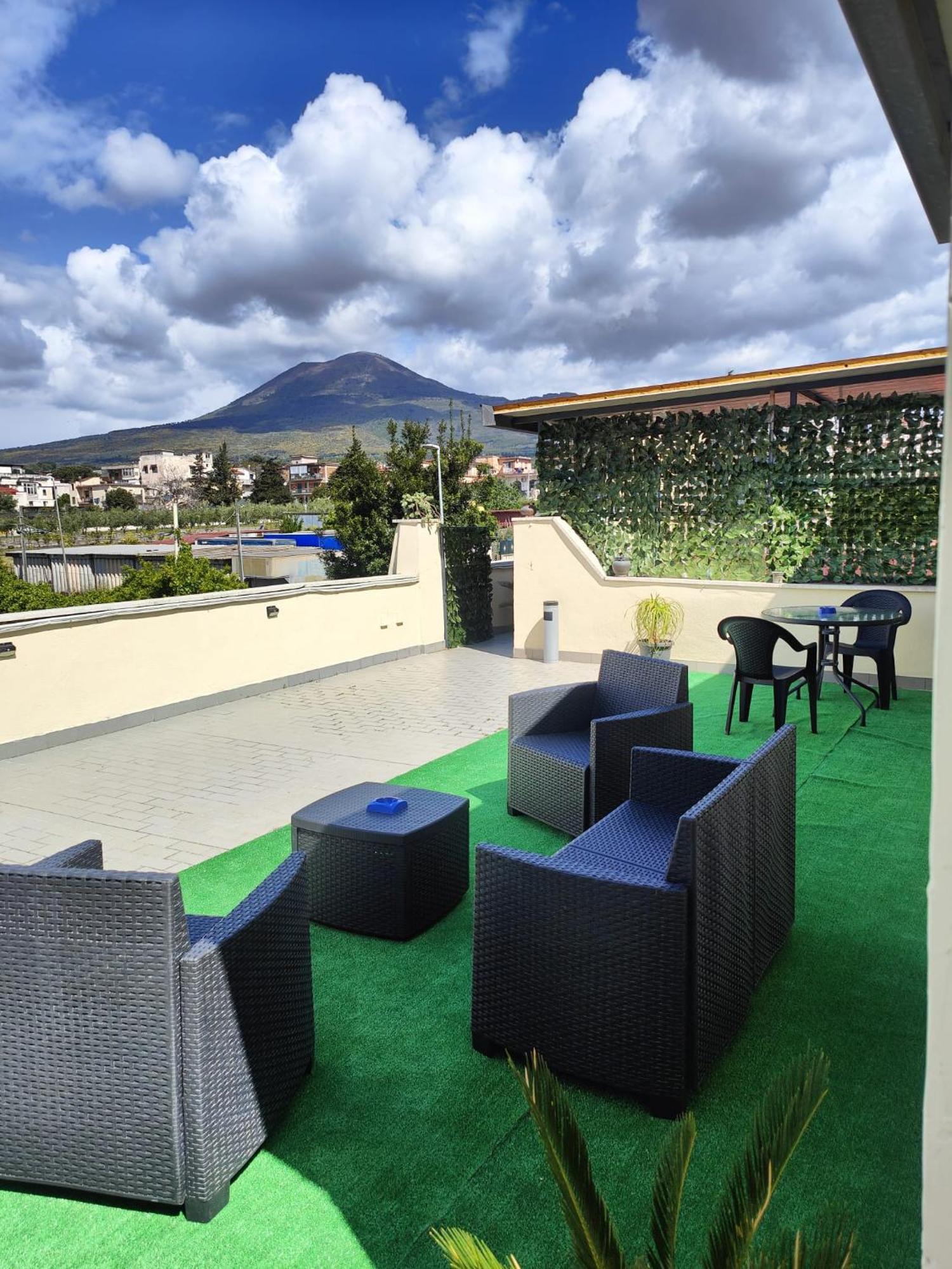 Vesuvius Dream Hotel Boscotrecase ภายนอก รูปภาพ